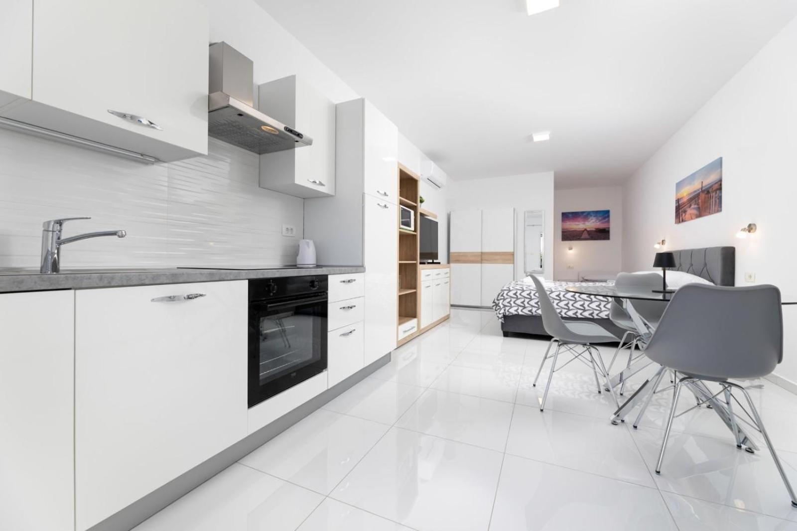 Apartments Jana Salatić 部屋 写真